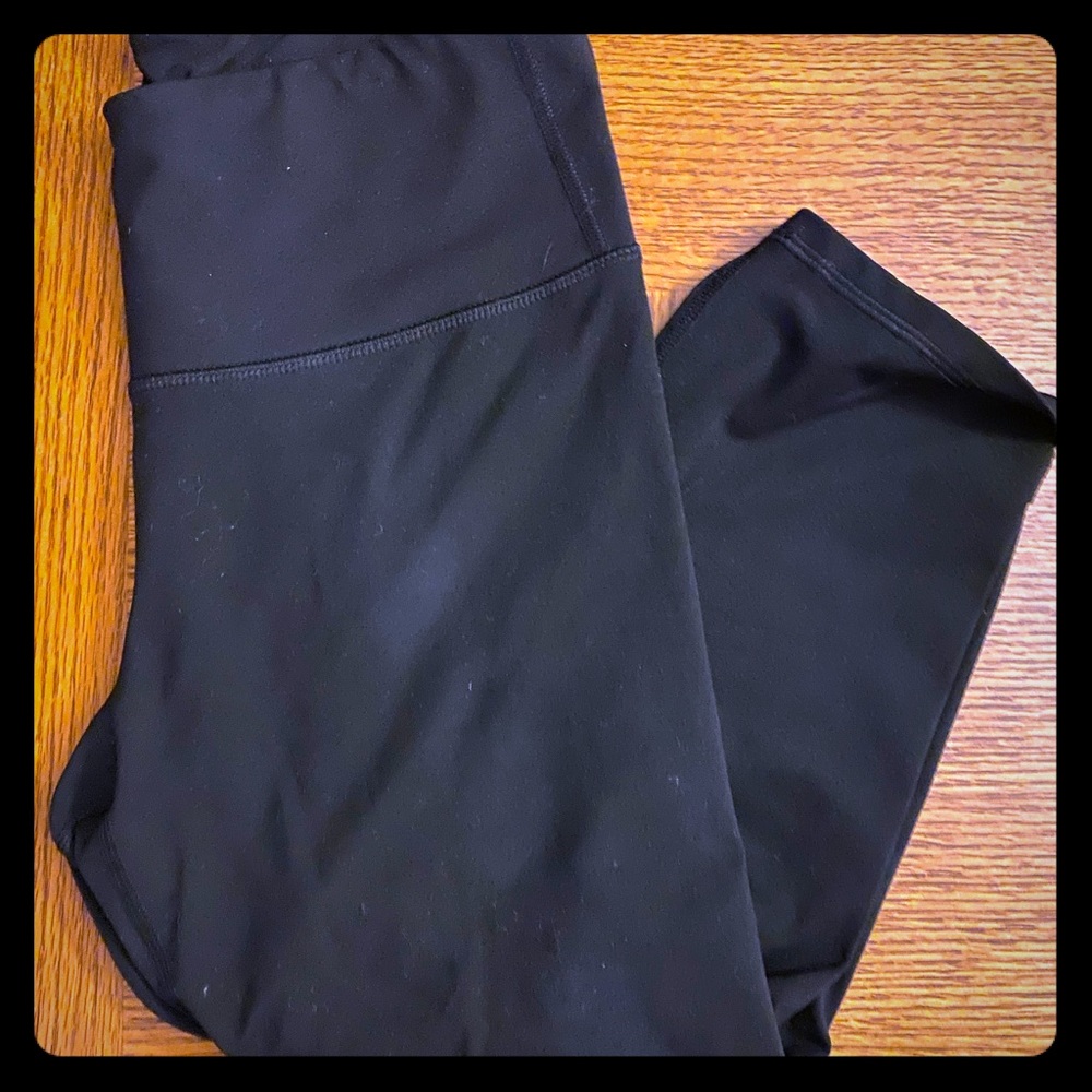 Old Navy Active Capri leggings